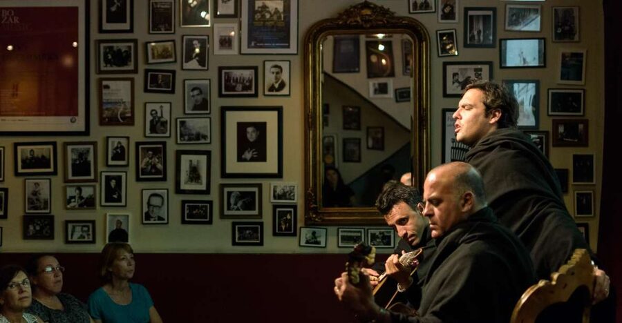 Coimbra: Live Fado Show with Glass of Port Wine - Key points at a glance