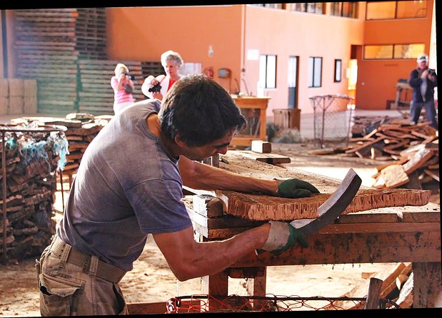 Cork Factory Tour & Cork Shop - Getting to Eco-Cork Factory near Faro