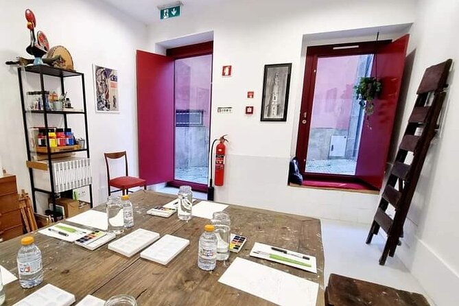 Create Watercolour With Hugo do Lago in Porto - A Porto view waiting for your brush
