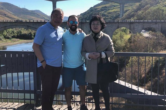 Day Trip Through the Enchanting Douro Valley #DuckSideOfPorto - Who will get the most from this day