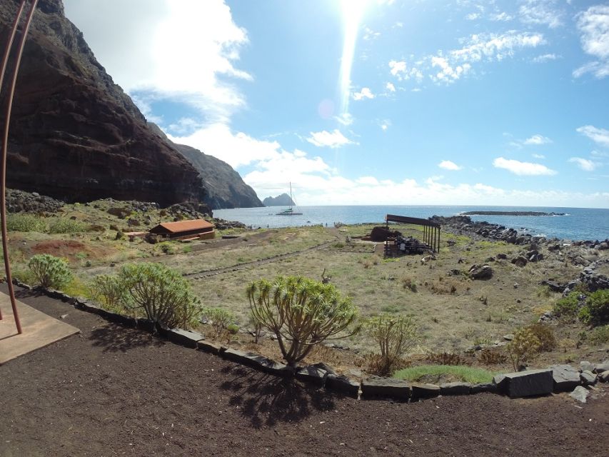 Desertas Islands Full-Day Catamaran Trip from Funchal - The conservation center and guided walk