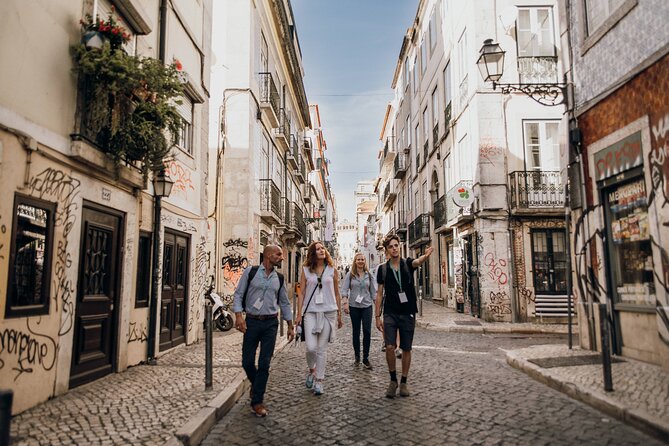 Devour Lisbon Bairro Alto Evening Food & Wine Tour - Manteigaria and the essential pastel de nata