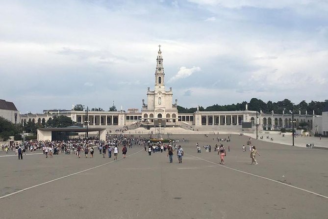 Divine Fátima Full Day Private Tour from Lisbon - Why a full day makes sense in Fátima
