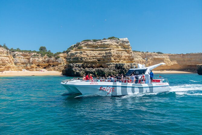 Dolphin Watching and Cave Boat Cruise from Albufeira - Commentary, crew, and onboard atmosphere