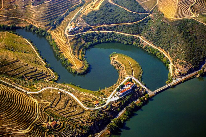 Douro Experience - Boat and Train Ride - Lunch and Wine Tasting - All Included - The guide and group can shape the day