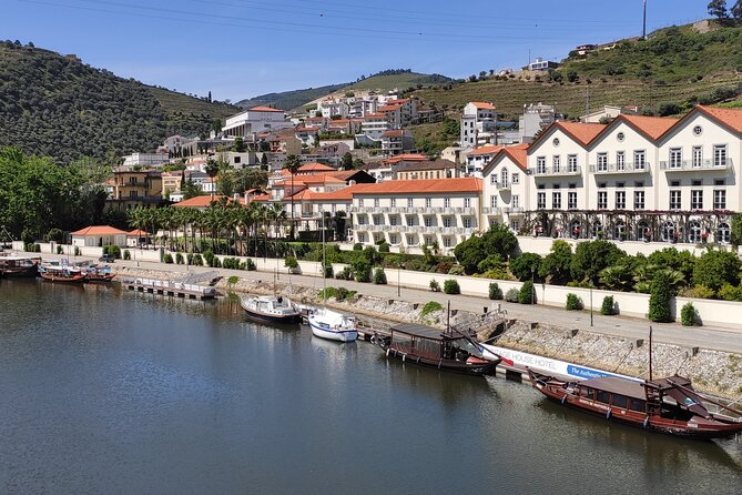 DOURO TOURS - Premium Tour - Guides, vans, and the feel of the day