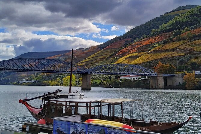 Douro Valley Prime Tour: Wine Tastings, Boat & Lunch from Porto - Why the Douro makes such a good day trip from Porto