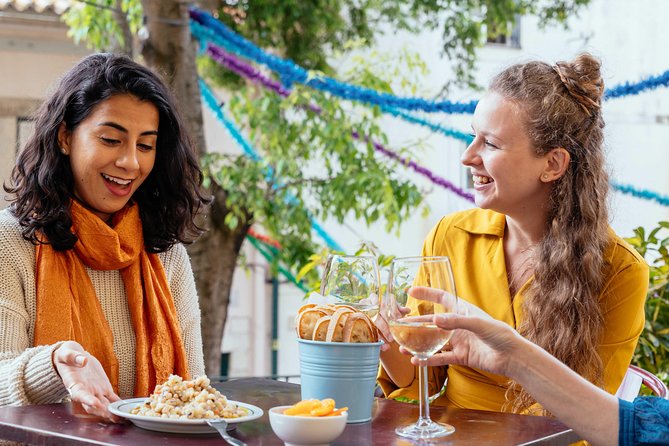Drinks & Bites in Lisbon Private Tour - The private format is the biggest advantage