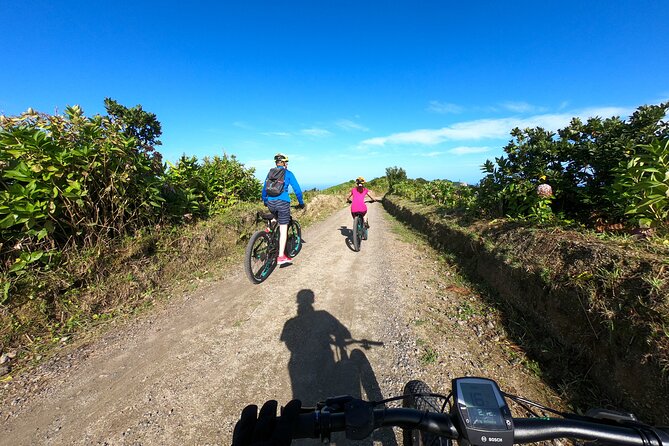 E-bike Sete Cidades- "All Mountain" bike program - The road sections deserve honest attention