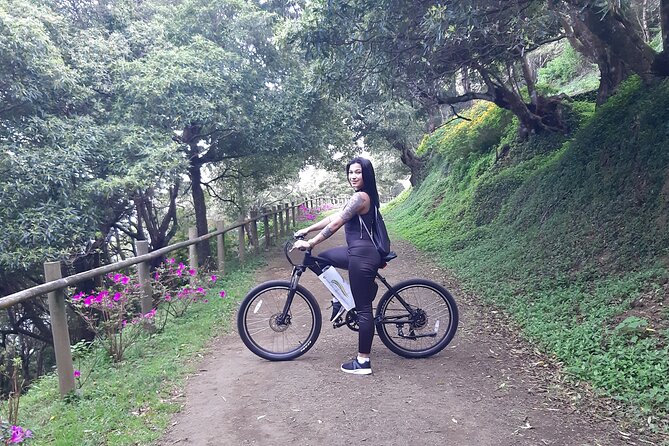 E-Bike Tour Monte Brasil | Terceira Island - Pico das Cruzes and the view across Angra