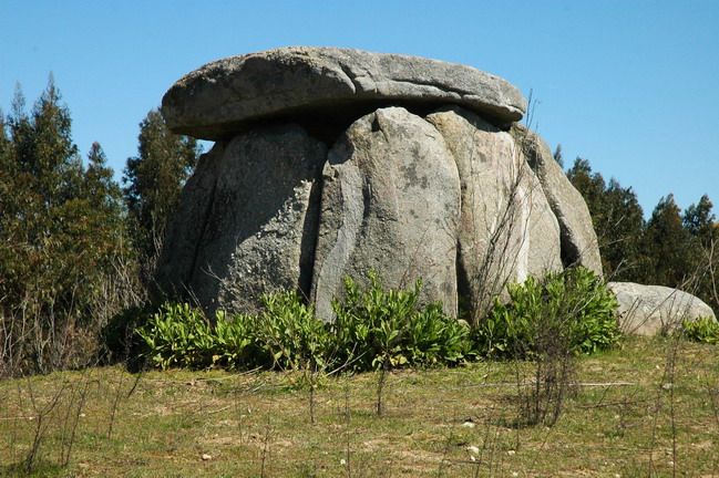 Évora and Megaliths Full-Day Tour from Lisbon - The pace, group size, and guide quality
