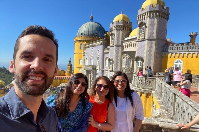 Exclusive Private Tour to Sintra, Pena Palace & Cascais - One hour in Cascais