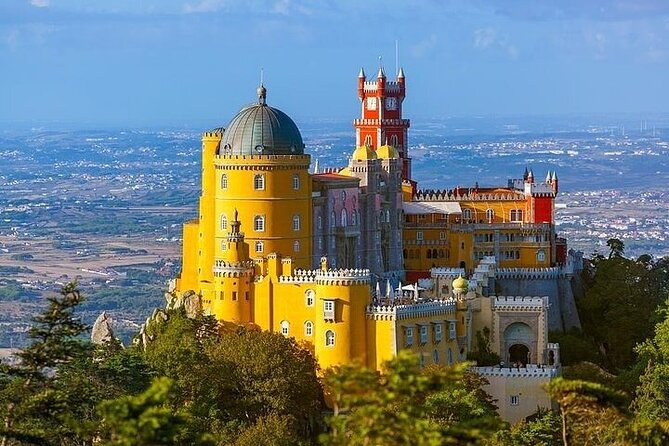 Exclusive Private Tour to Sintra, Pena Palace & Cascais - The 8:00 AM start and the ride from Lisbon