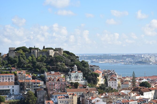 Expert Lisbon Tour with Local Guide in Private Eco Tuk Tuk - Baixa explains modern Lisbon’s street plan