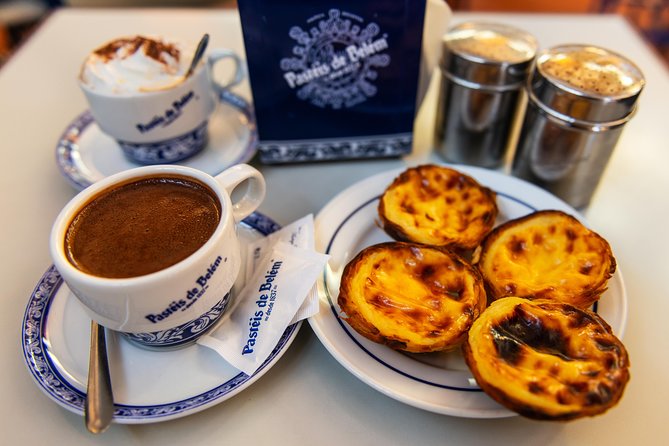 Explore Lisbon City on a private half-day tour in a van - The guide makes the difference
