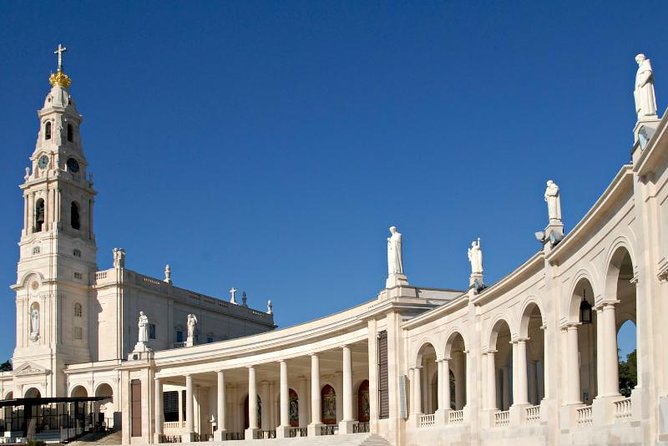 Faith and Heritage: Fátima, Batalha, Nazaré, Óbidos from Lisbon - What to budget and what to clarify
