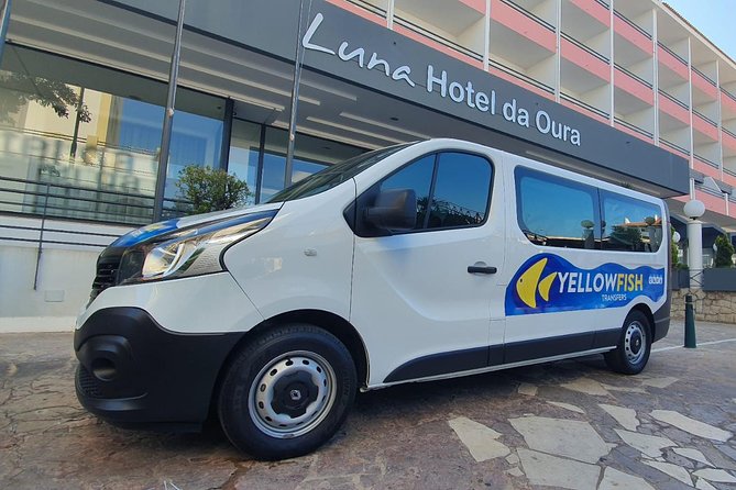 Faro airport - Albufeira: Private Return Transfer - A smoother start at Faro Airport