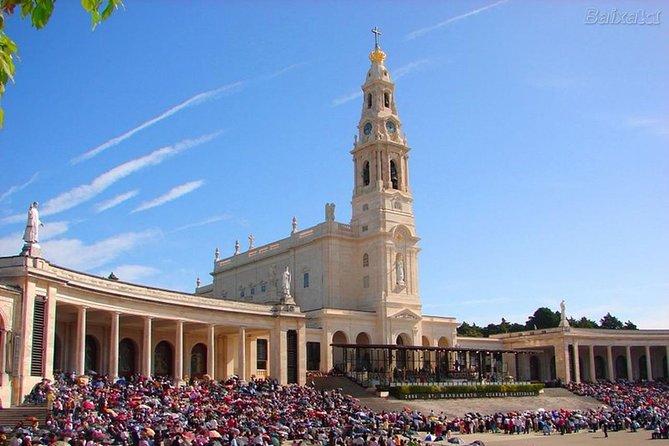 Fátima, Nazaré and Óbidos Private Tour from Lisbon - Fátima: a place for quiet attention
