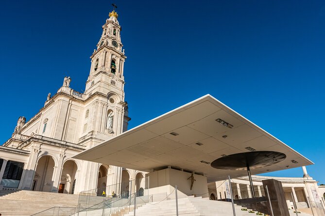 Fatima, Nazare, Obidos 8-People Small Group, Day-Tour from Lisbon - Fatima and the Chapel of the Apparitions