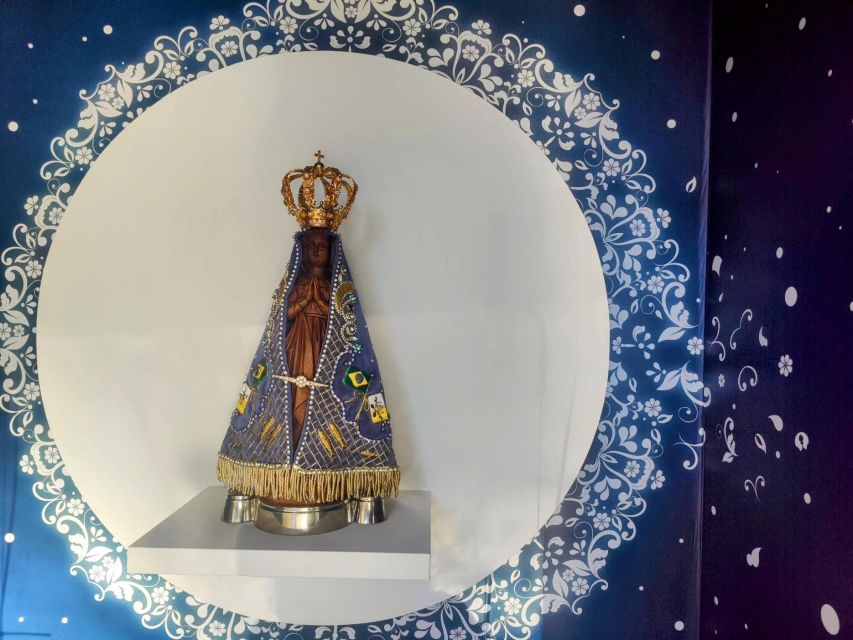 Fátima Private Tour: Shrine| Sacred Path |Shepherds House - The Chapel of the Apparitions and the main shrine square