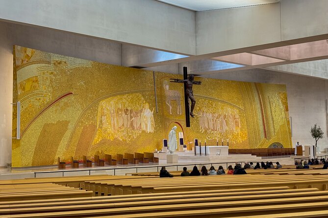 Fátima Sanctuary & Little Shepherds' Village from Lisbon - The 8 a.m. start from Lisbon
