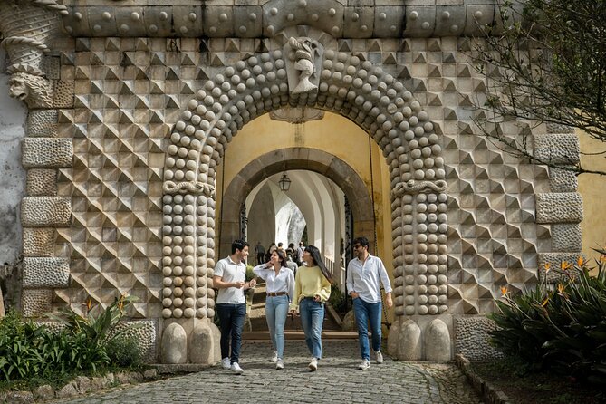 Fatima Sanctuary, Pena Palace & Nazare's Big Wave from Lisbon - Fátima, devotion, and time for lunch