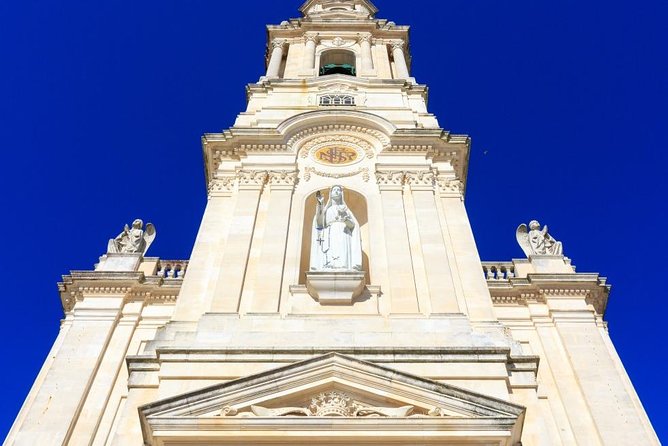 Fatima Sanctuary Private Tour from Lisbon - The drive from Lisbon in a private Mercedes
