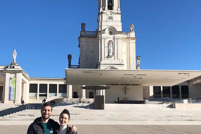 Fatima, Valinhos, Nazaré, Óbidos on Private tour - Who should book this Fátima and Óbidos tour?