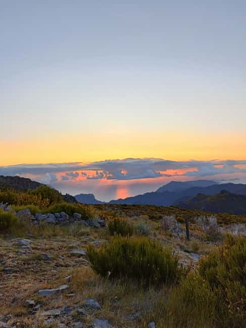 From 0 to 1818 meters to Pico do Arieiro Sunrise - Ribeiro Frio and the Levada dos Balcões walk