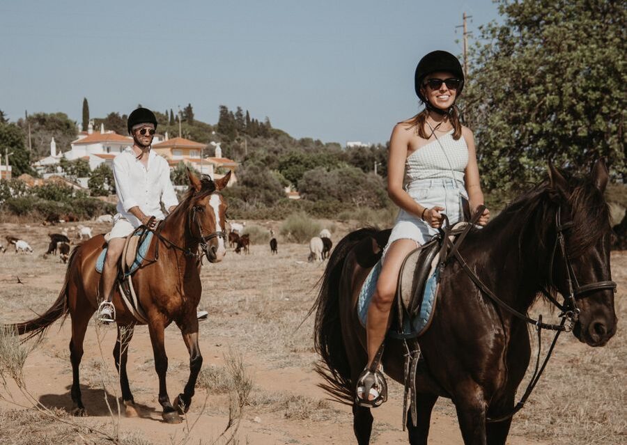 From Albufeira: Half-Day Hidden Gems & Horse Riding Tour - Guides, photos, and the human side of the morning