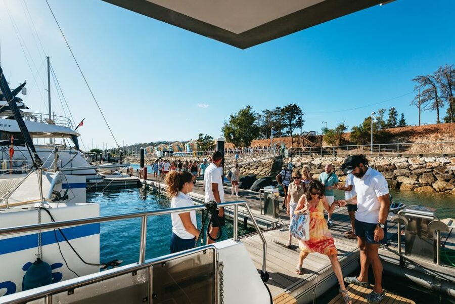 From Albufeira: Sunset Cruise and Beach BBQ with Open Bar - When the beach changes to Praia de Ferragudo