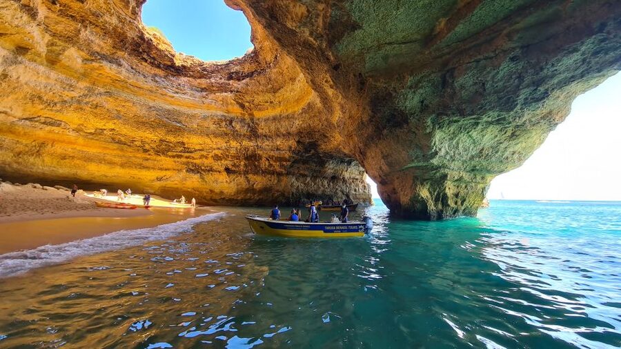 From Benagil: Coast Boat Tour with Benagil Cave - What the Benagil coast looks like from the water