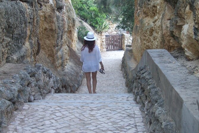 From Faro: Benagil Hiking Cliffs and the 4 Treasure Experience - What to pack for six hours outside