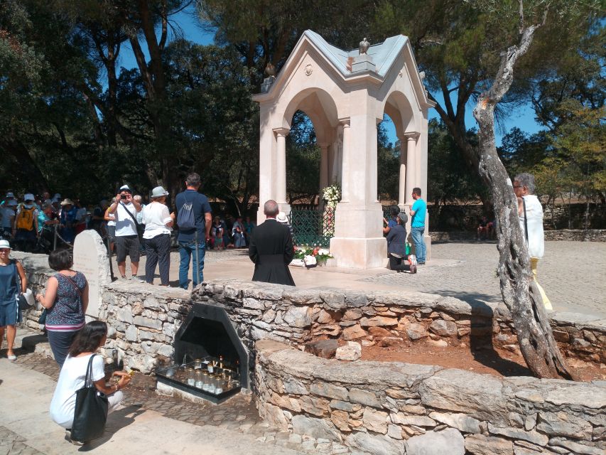 From Fatima: Private Fatima Tour with a Local Guide - Vehicle, pickup, and the four-hour schedule