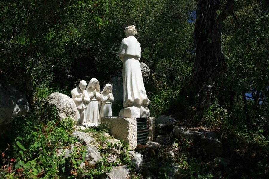 From Fatima: Private Fatima Tour with a Local Guide - Aljustrel and the homes of the three children
