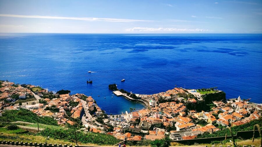 From Funchal: Cabo Girão & Poncha Tasting by Classic VW - Who will enjoy this Madeira outing?