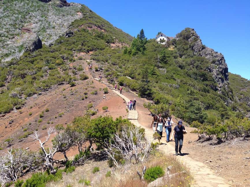 From Funchal: Transfer to Pico do Arieiro & Pico Ruivo Trail - What this Madeira mountain day really offers