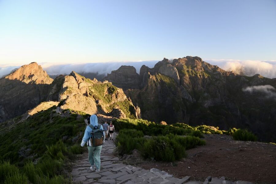 From Funchal: Transfer to Pico do Arieiro & Pico Ruivo Trail - The transfer from Funchal or Caniço