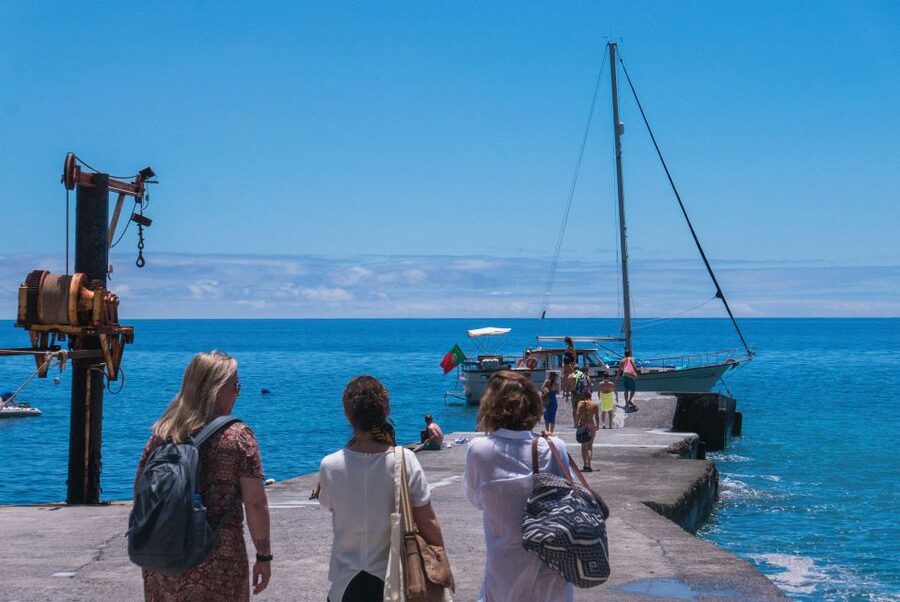 From Funchal: West Bays Sailing Tour with Lunch - Ponta do Sol and Madeira’s west coast from the water