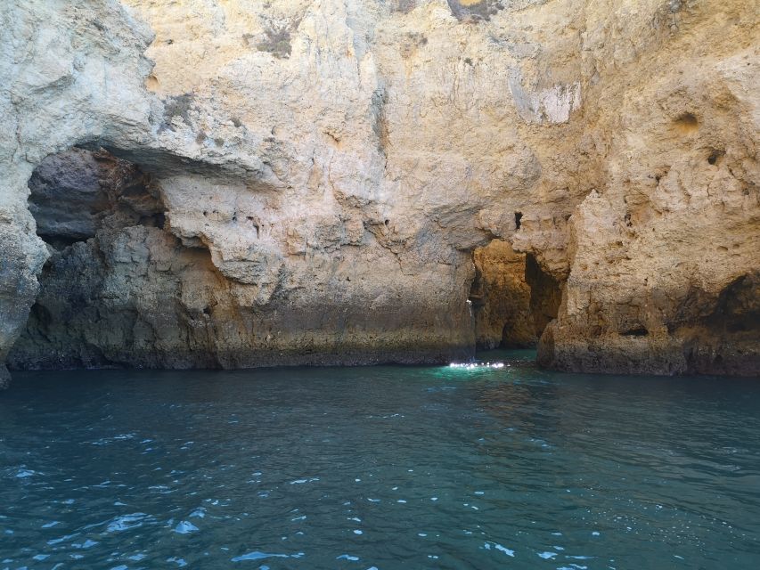 From Lagos: Boat Cruise to Ponta da Piedade - Passing Praia Dona Ana in five minutes