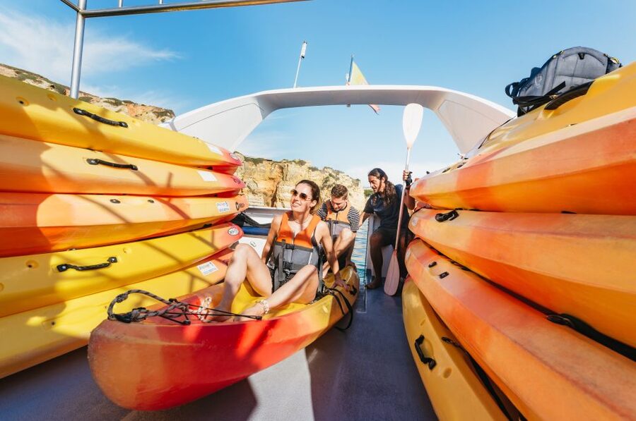 From Lagos: Kayaking and Boat Cave Explorer Tour - Why Ponta da Piedade works so well from a kayak