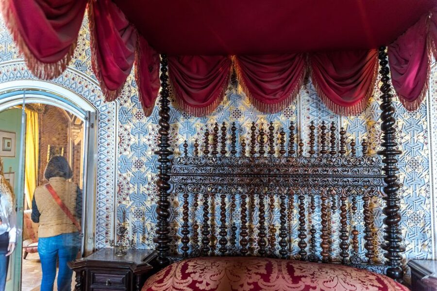 From Lisbon: Best of Sintra and Cascais Guided Day Tour - Sintra village, pastries, and free time