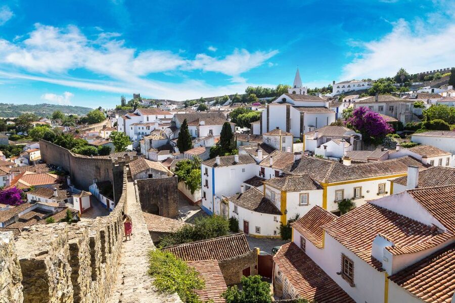 From Lisbon: Day Trip to Porto, Óbidos, and Nazaré - Nazaré and the fort above the giant waves