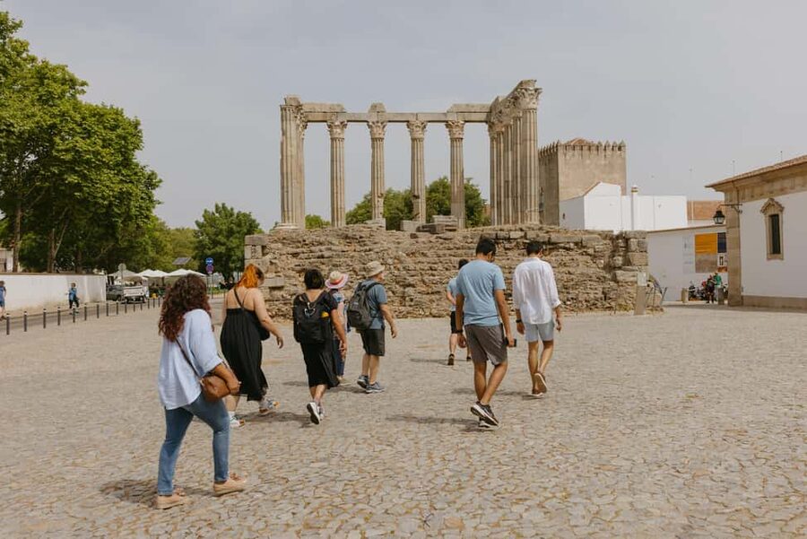From Lisbon: Évora and Monsaraz Day Tour with Wine Tasting - The ride from Lisbon through Alentejo