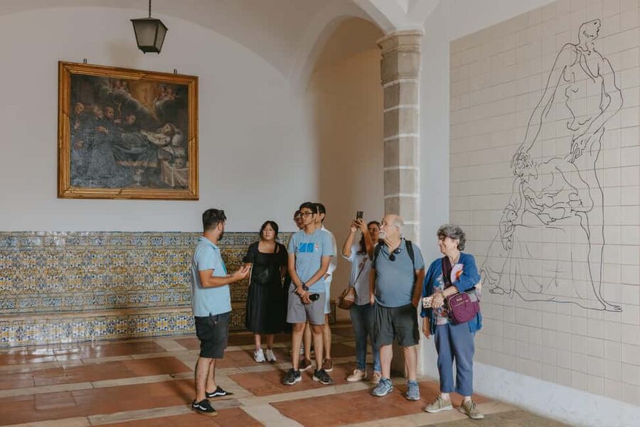 From Lisbon: Évora and Monsaraz Day Tour with Wine Tasting - Timing, group size, and the $108 price