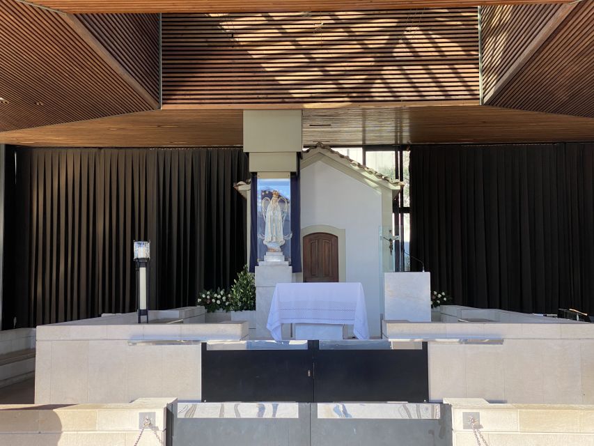 From Lisbon: Fátima, Batalha, Nazaré, and Obidos Tour by Van - Fátima: 75 minutes at Portugal’s great shrine