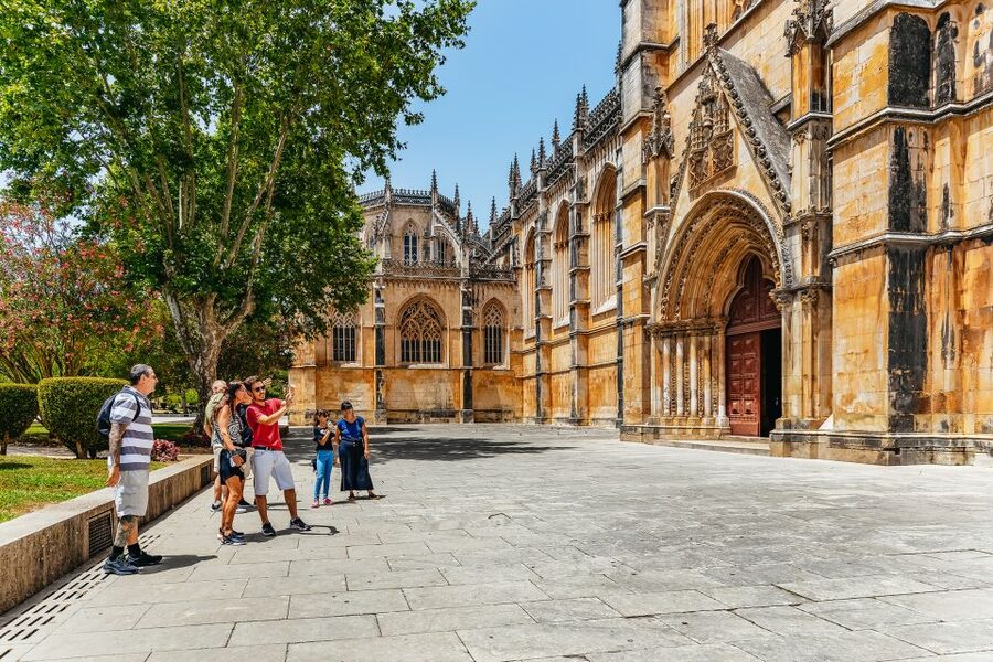 From Lisbon: Fatima Batalha Nazaré & Óbidos Small-Group Tour - Key points to know before booking