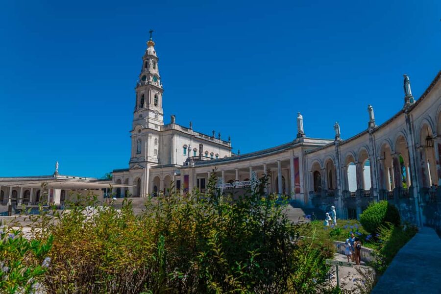 From Lisbon: Fátima, Nazaré & Sintra – 3 Cities Guided Tour - How to prepare for a smoother day