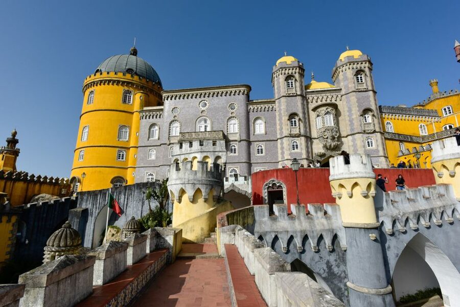 From Lisbon: Sintra and Cascais Full-Day Private Tour - Should you add the National Palace or Quinta da Regaleira?