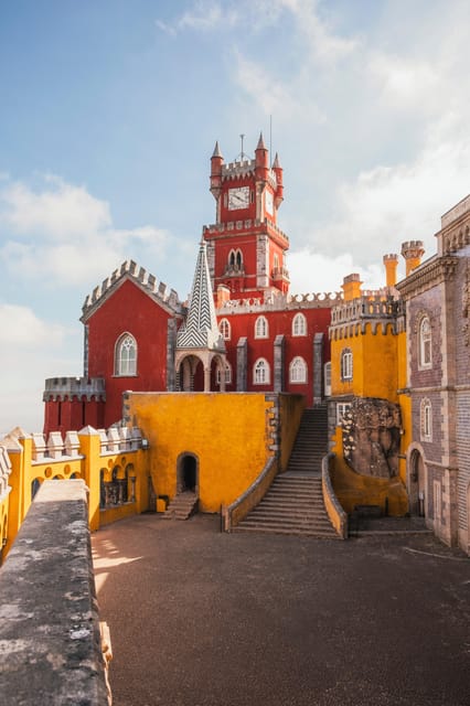 From Lisbon: Sintra and Portuguese Coast Private Day Tour - Choosing between Pena Palace and Quinta da Regaleira